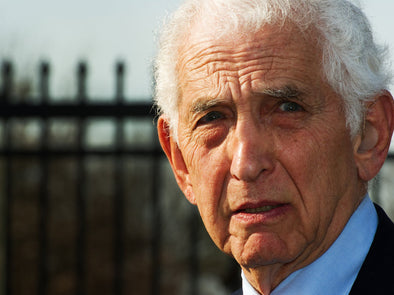 Ellsberg Found He Could Leak and Get the US  General in Vietnam Fired